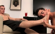 Lick feet teen master gay boy Hung Jock Gets A Full Service